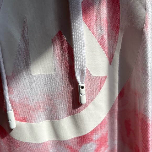 Michael Kors Pink & White Monogram Tie Dye Hooded Short Sleeve Dress - Picture 14 of 16